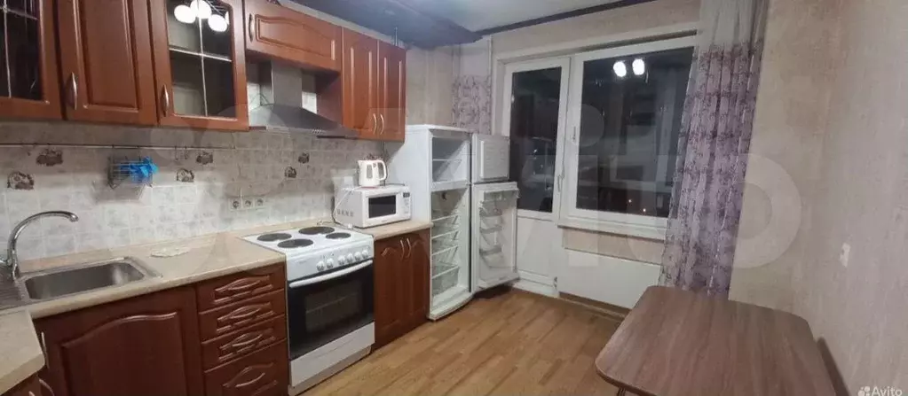 1-к. квартира, 50 м, 13/17 эт. - Фото 1