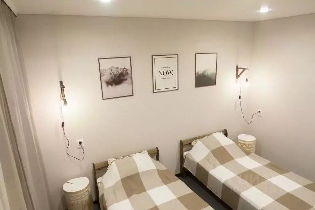 2-к кв. Мурманская область, Кировск ул. 50 лет Октября, 35 (45.0 м) - Фото 0