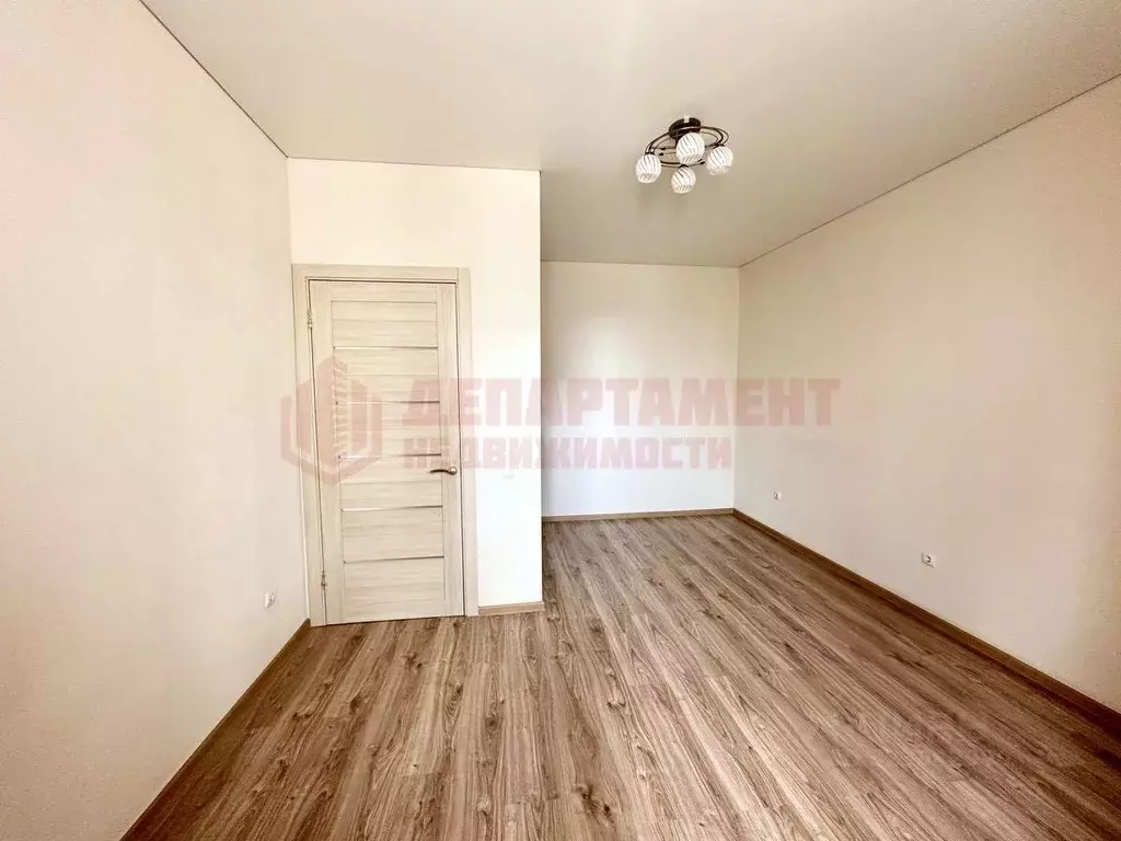 1-к кв. Астраханская область, Астрахань ул. Космонавтов, 18к4 (32.9 м) - Фото 1