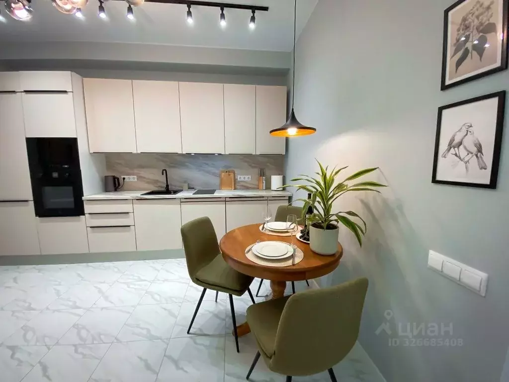 2-к кв. Крым, Ялта муниципальный округ, Виноградное пгт ул. Красина, ... - Фото 1