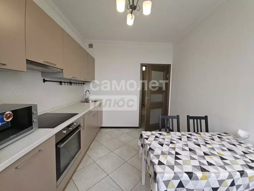 2-к кв. Москва ул. Чистова, 16к1 (47.0 м) - Фото 0
