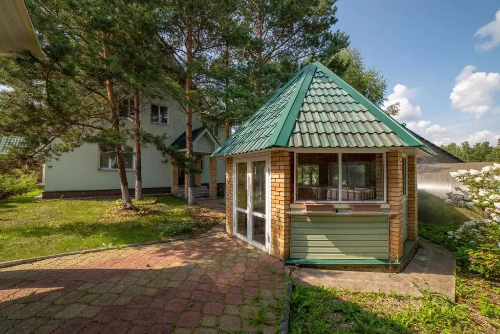 Дом в Свердловская область, Березовский муниципальный округ, пос. ... - Фото 1