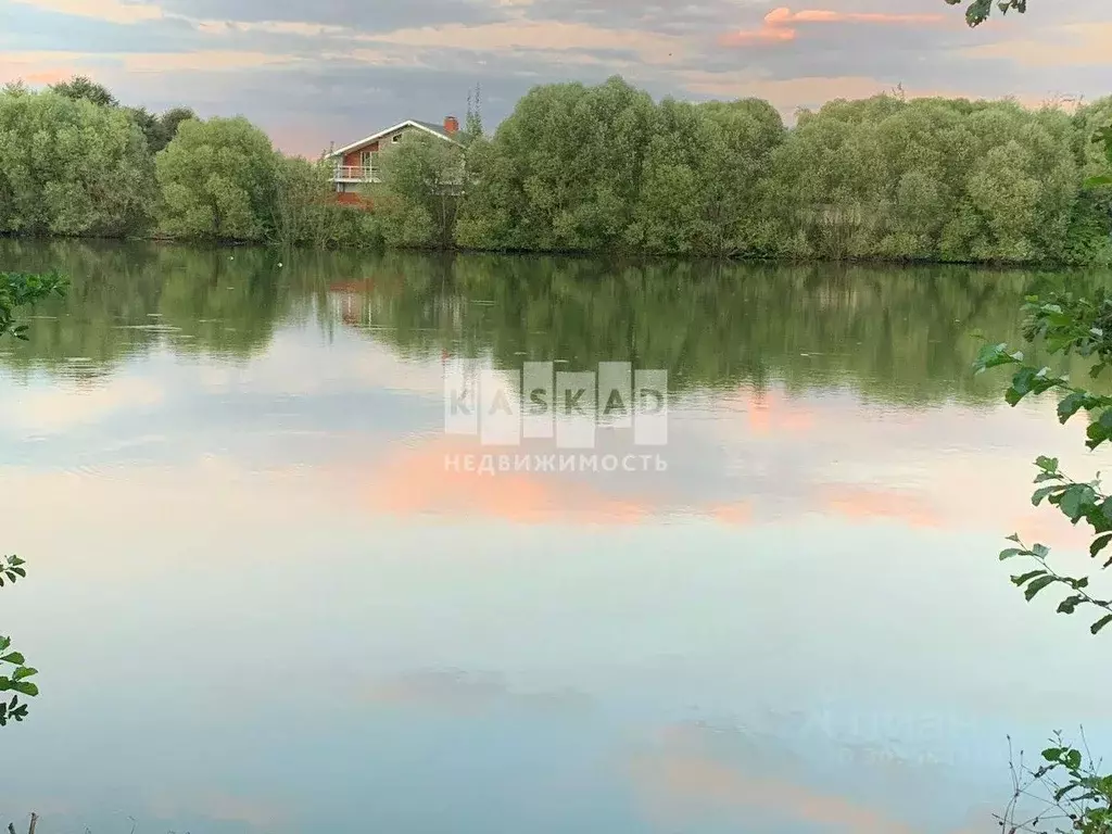 Участок в Московская область, Подольск городской округ, д. Малое ... - Фото 0