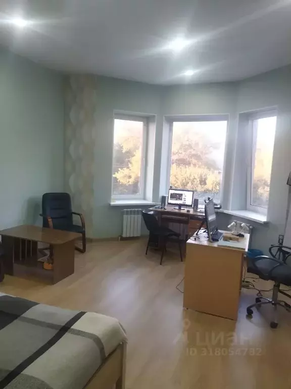 Дом в Ростовская область, Ростов-на-Дону ул. Ларина (260 м) - Фото 1