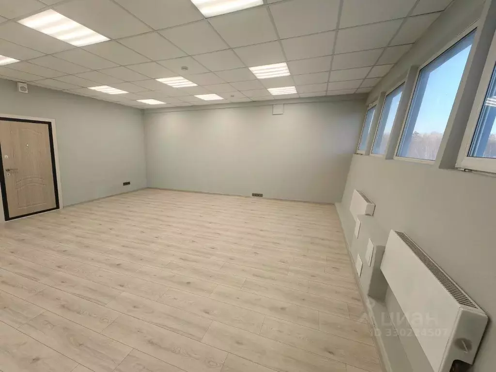 Офис в Свердловская область, Екатеринбург ул. Черняховского, 86к2 (38 ... - Фото 2