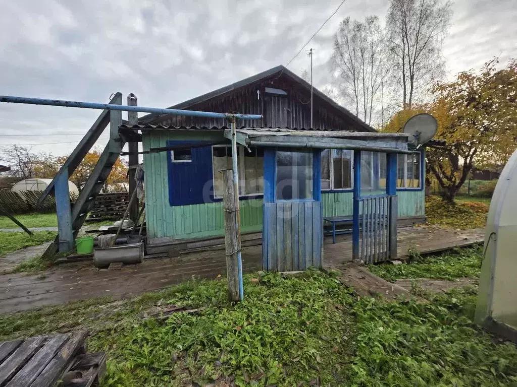 Дом в Ленинградская область, Киришский район, Глажевское с/пос, пос. ... - Фото 1