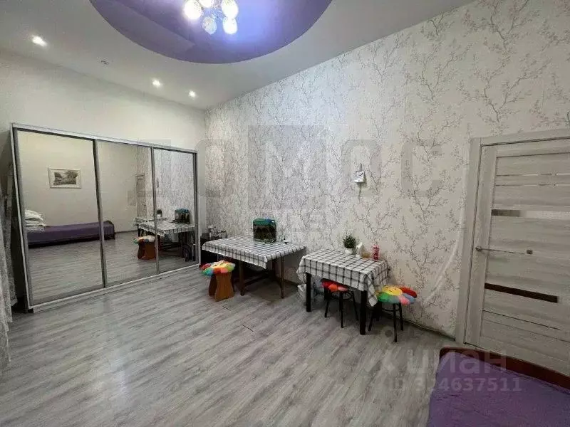 2-к кв. Свердловская область, Екатеринбург ул. Надеждинская, 12Г (42.0 ... - Фото 1