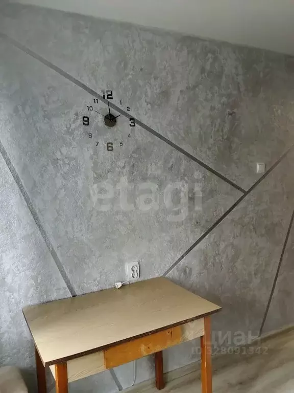 1-к кв. Удмуртия, Ижевск Молодежная ул., 79Б (29.0 м) - Фото 1