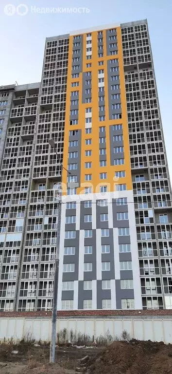 2-комнатная квартира: Саратов, улица имени С.П. Лисина, 16А (67 м) - Фото 0