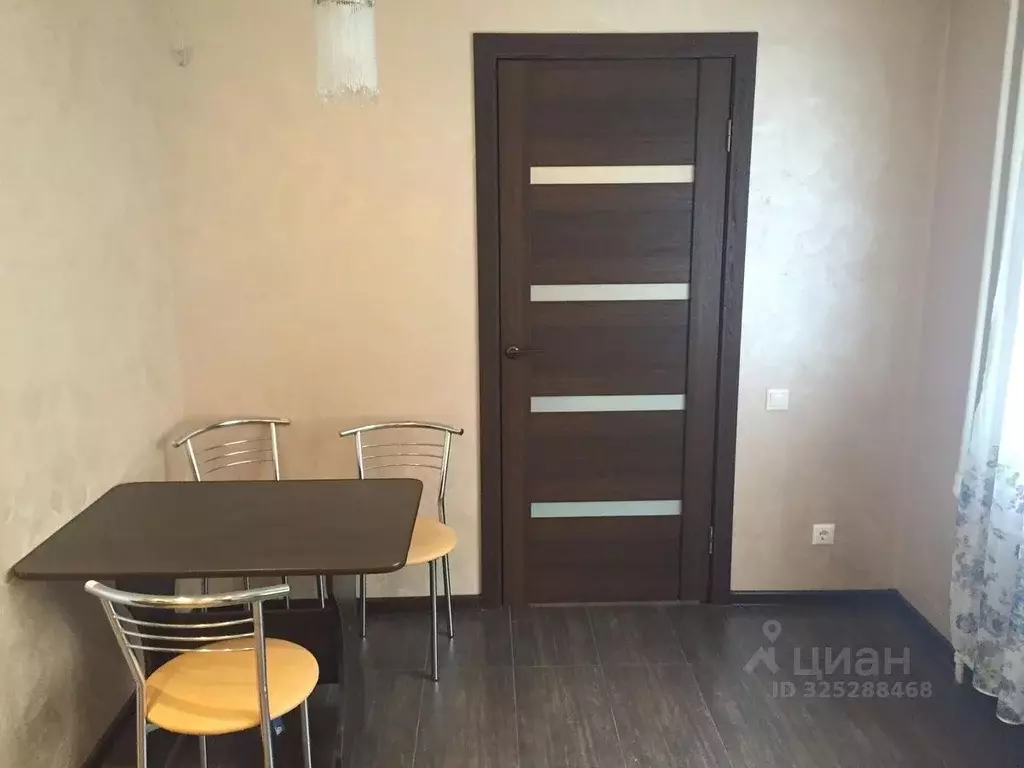 1-к кв. Омская область, Омск ул. 5-й Армии, 3 (35.0 м) - Фото 2