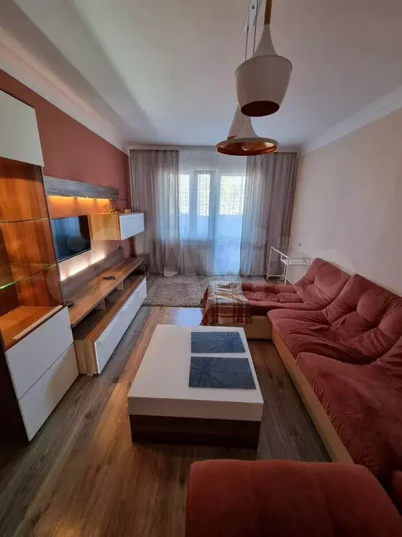 2-к. квартира, 59 м, 6/9 эт. - Фото 0