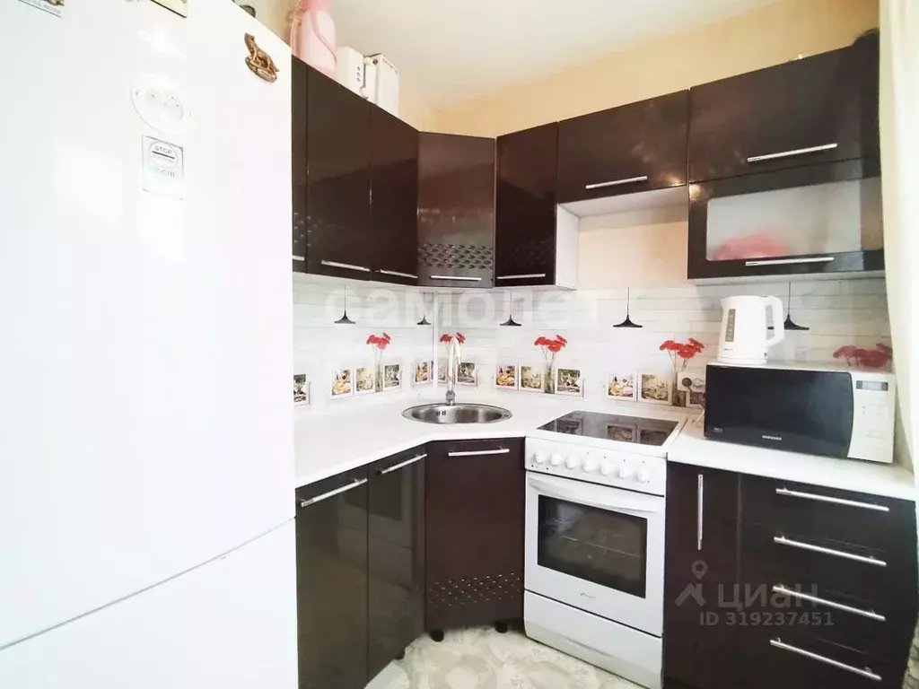 3-к кв. Приморский край, Фокино ул. Усатого, 27 (58.9 м) - Фото 0