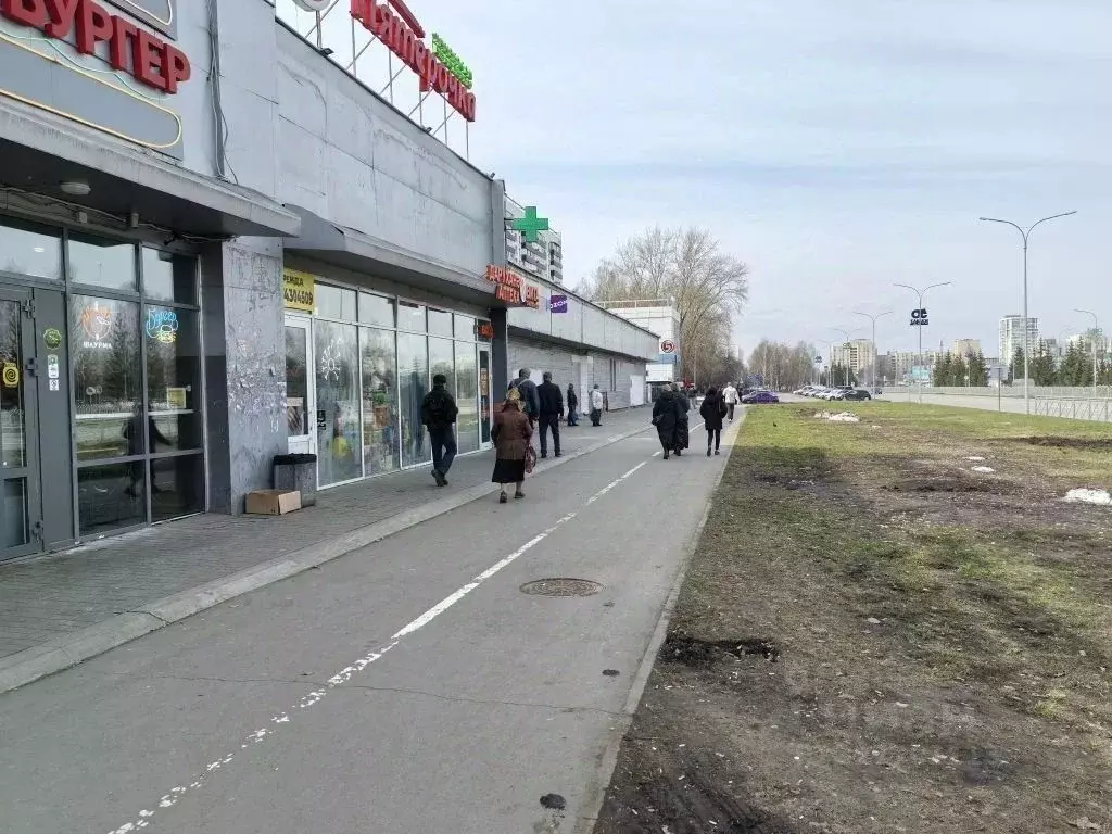 Торговая площадь в Татарстан, Набережные Челны Автозаводский просп., ... - Фото 1