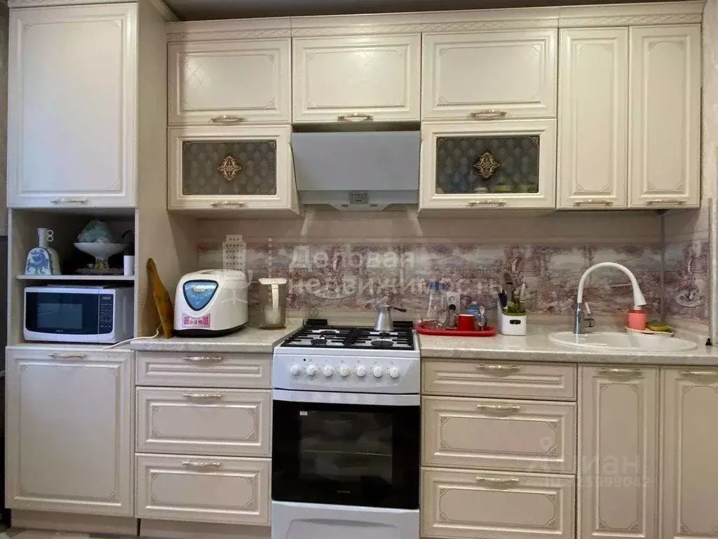 3-к кв. Новгородская область, Новгородский район, Савинское с/пос, д. ... - Фото 2