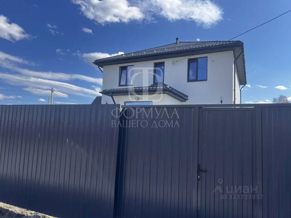 Коттедж в Свердловская область, Екатеринбург тракт Полевской (150 м) - Фото 1