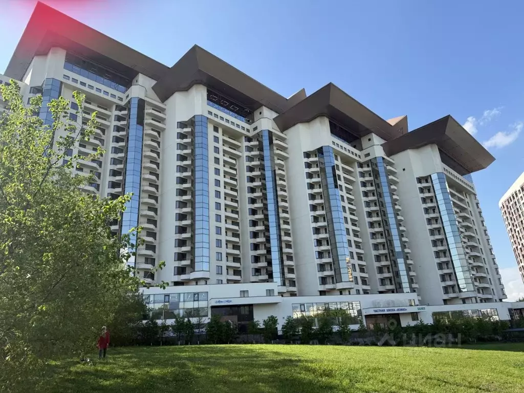 4-к кв. Москва ул. Архитектора Власова, 6 (205.9 м) - Фото 1