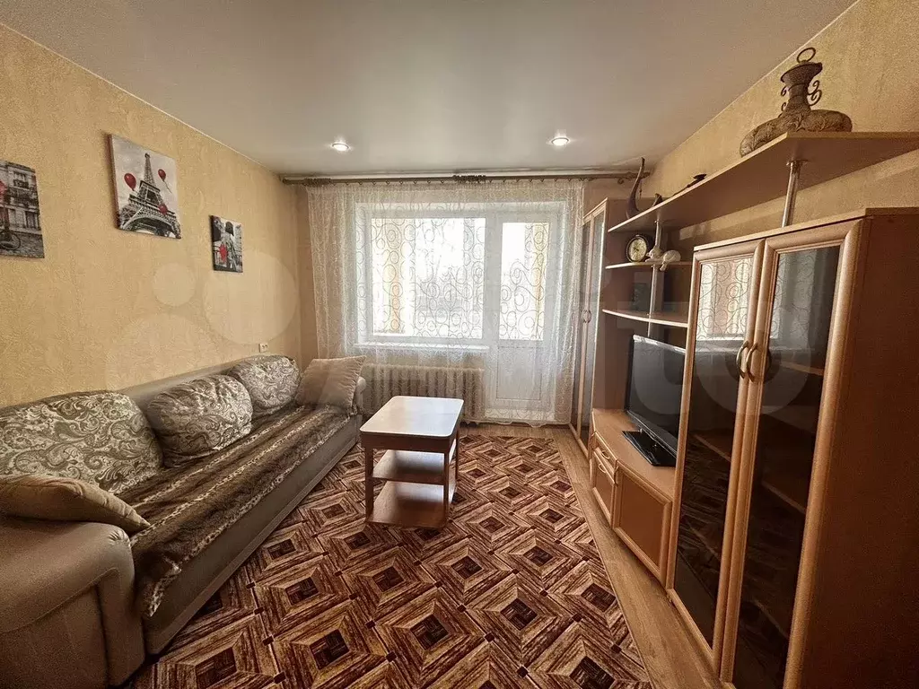 2-к. квартира, 41,5 м, 1/9 эт. - Фото 0