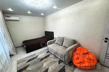 2-к кв. Нижегородская область, Нижний Новгород просп. Гагарина, 4 ... - Фото 1