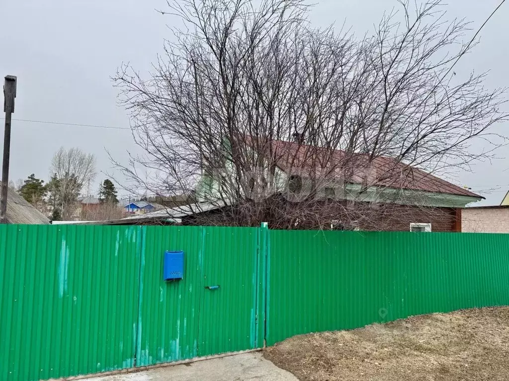 Дом в Томская область, Томский район, с. Курлек Больничная ул. (30 м) - Фото 0
