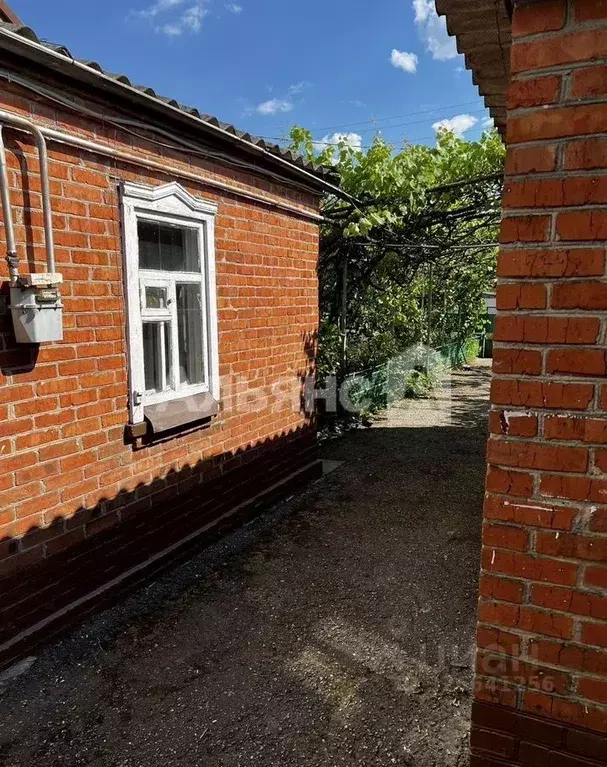 Дом в Краснодарский край, Тимашевск Береговая ул., 8 (89 м) - Фото 1