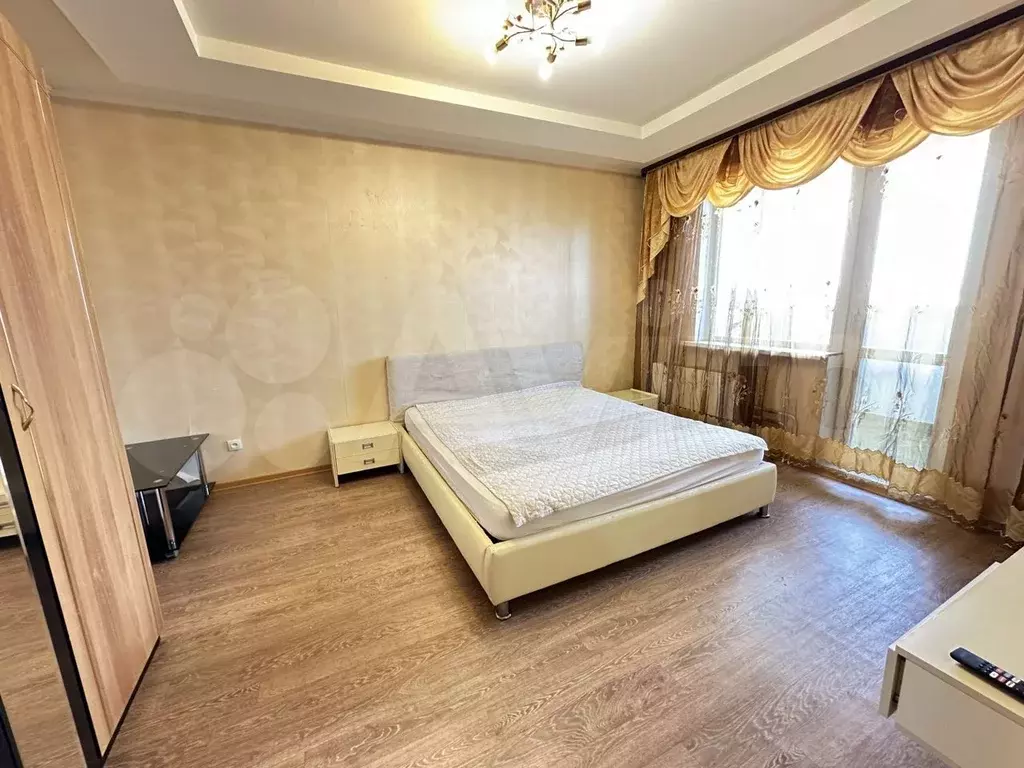 1-к. квартира, 40м, 8/9эт. - Фото 0