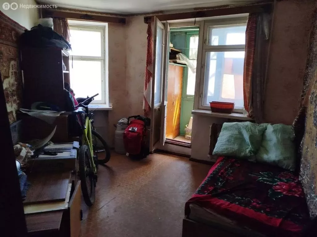 3-комнатная квартира: Евпатория, проспект Победы, 10Б (65.4 м) - Фото 1