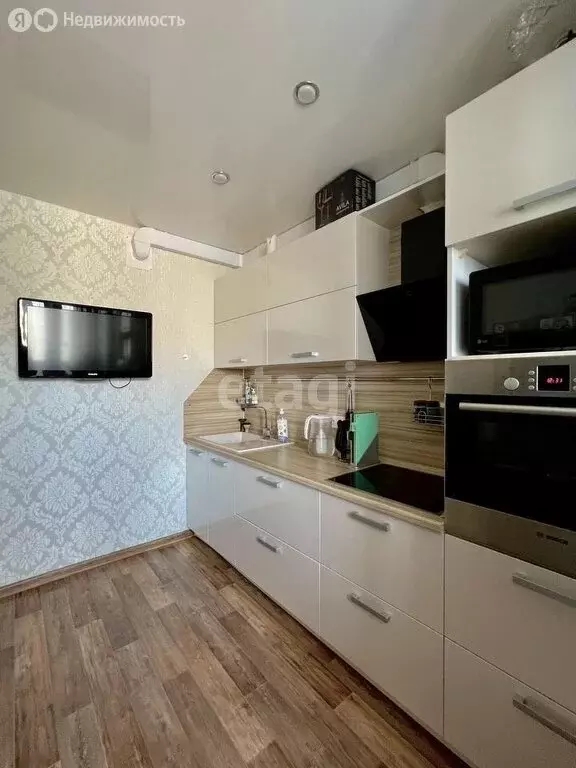 2-комнатная квартира: Тюмень, улица Андрея Бушуева, 4к1 (51.3 м) - Фото 1