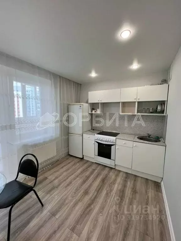 1-к кв. Тюменская область, Тюмень ул. Константина Посьета, 11 (41.0 м) - Фото 1