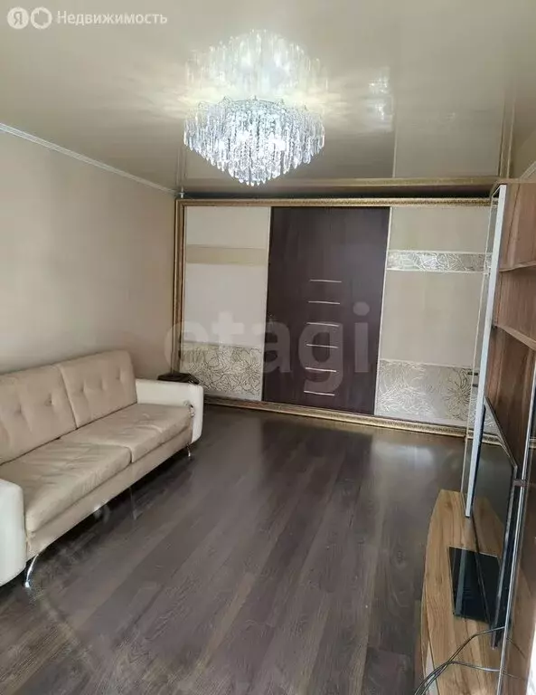 3-комнатная квартира: Йошкар-Ола, улица Зарубина, 43 (71 м) - Фото 0