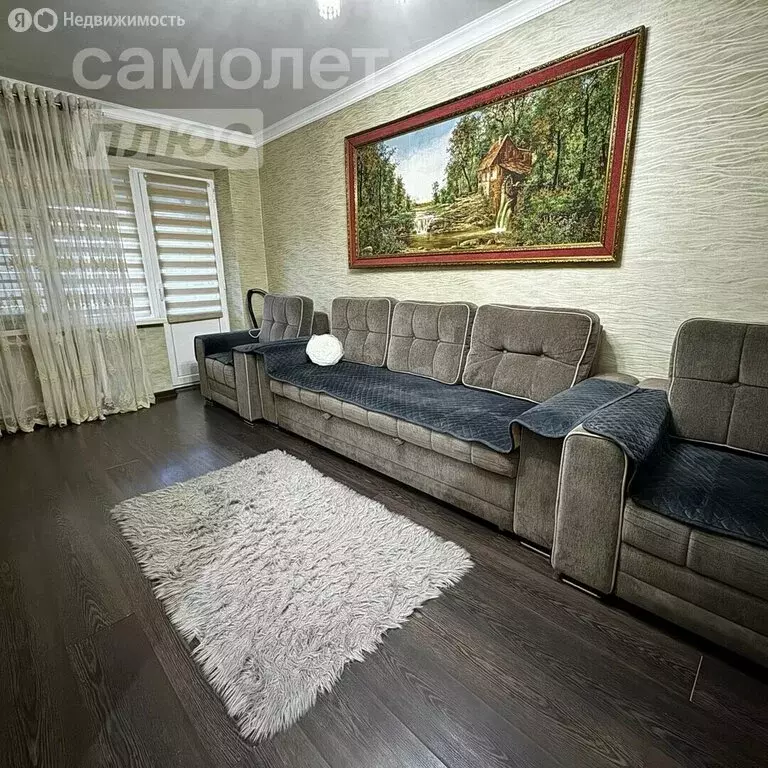 3-комнатная квартира: Грозный, улица Сайханова, 145 (58.3 м) - Фото 0