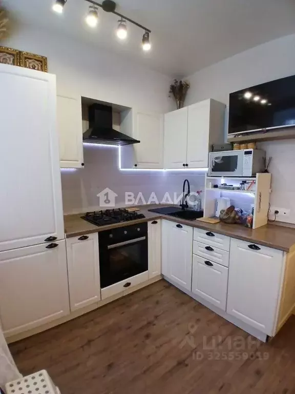 2-к кв. Владимирская область, Владимир ул. Всесвятская, 15А (53.0 м) - Фото 1