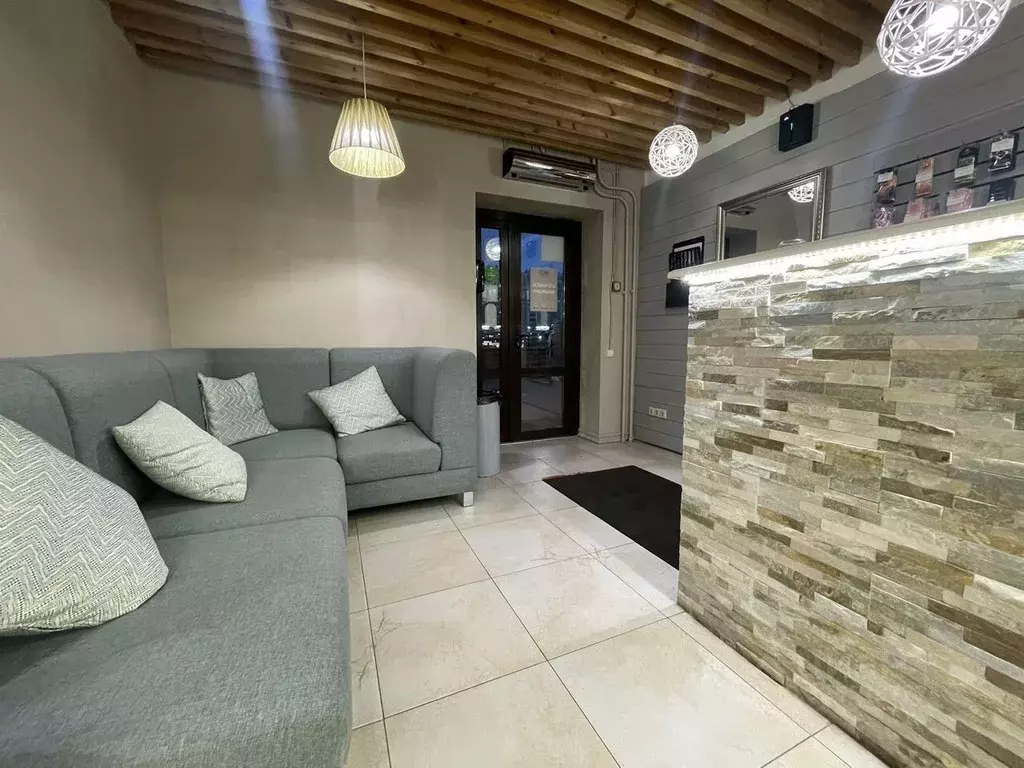 Помещение свободного назначения в Санкт-Петербург ул. Оптиков, 45к1 ... - Фото 1