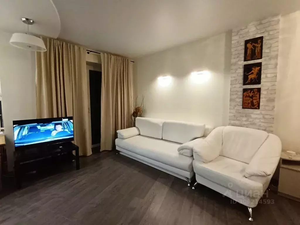 1-к кв. Марий Эл, Йошкар-Ола ул. Петрова, 10б (42.2 м) - Фото 0