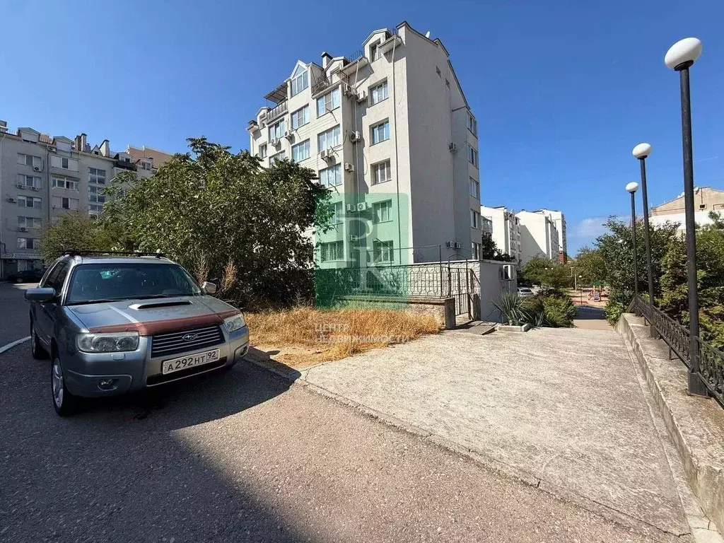 Торговая площадь в Севастополь ул. Вакуленчука, 26 (81 м) - Фото 1