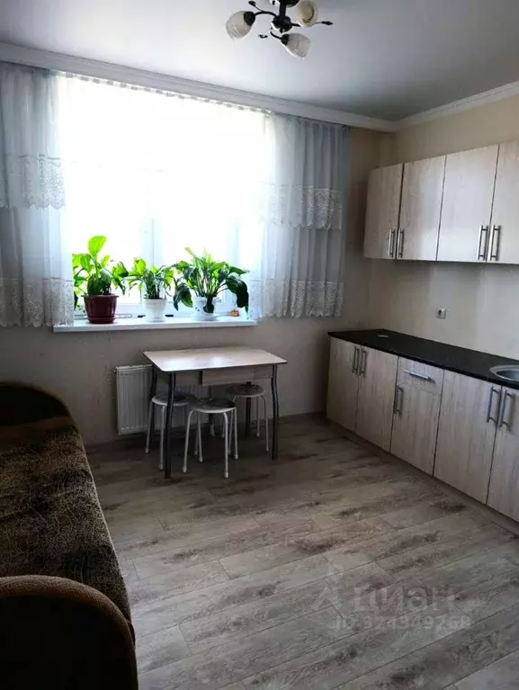 1-к кв. Омская область, Омск бул. Архитекторов, 1б (41.1 м) - Фото 1