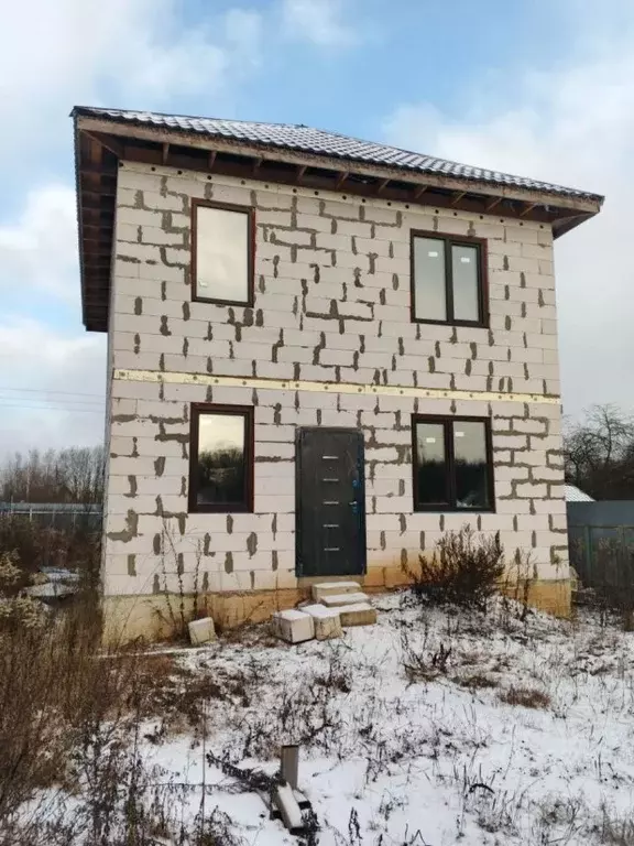 Дом в Калужская область, Жуковский муниципальный округ, Белоусово ... - Фото 1