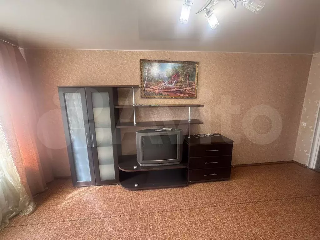 3-к. квартира, 70 м, 1/9 эт. - Фото 0