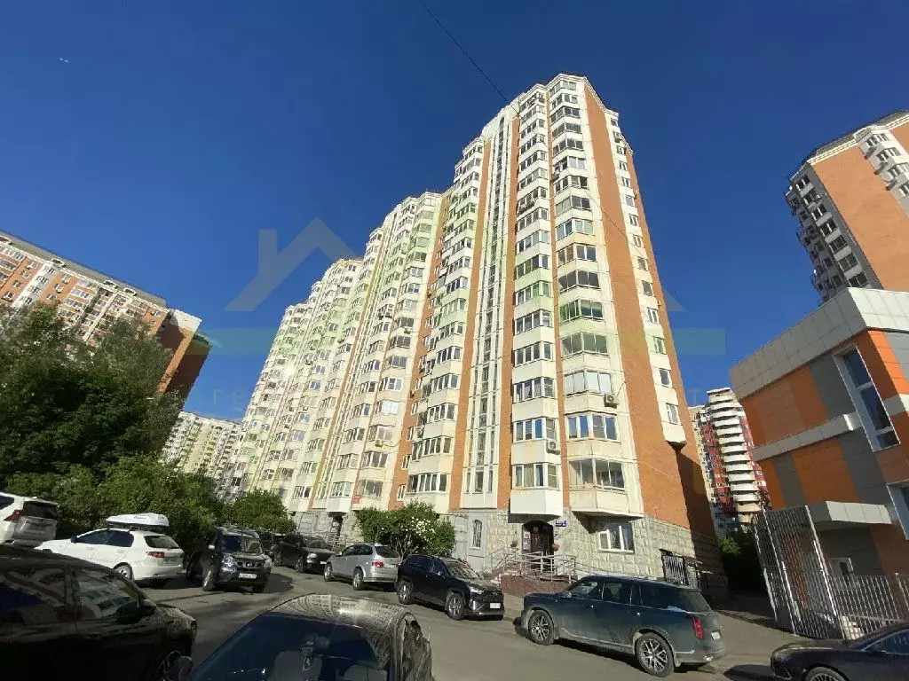 Продается 3-комнатная квартира - Фото 1