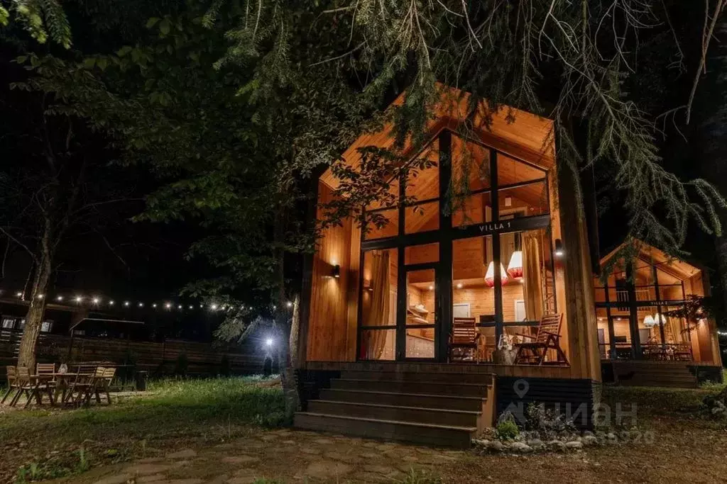 Дом в Карачаево-Черкесия, Зеленчукский район, с. Архыз ул. Банковская, ... - Фото 2