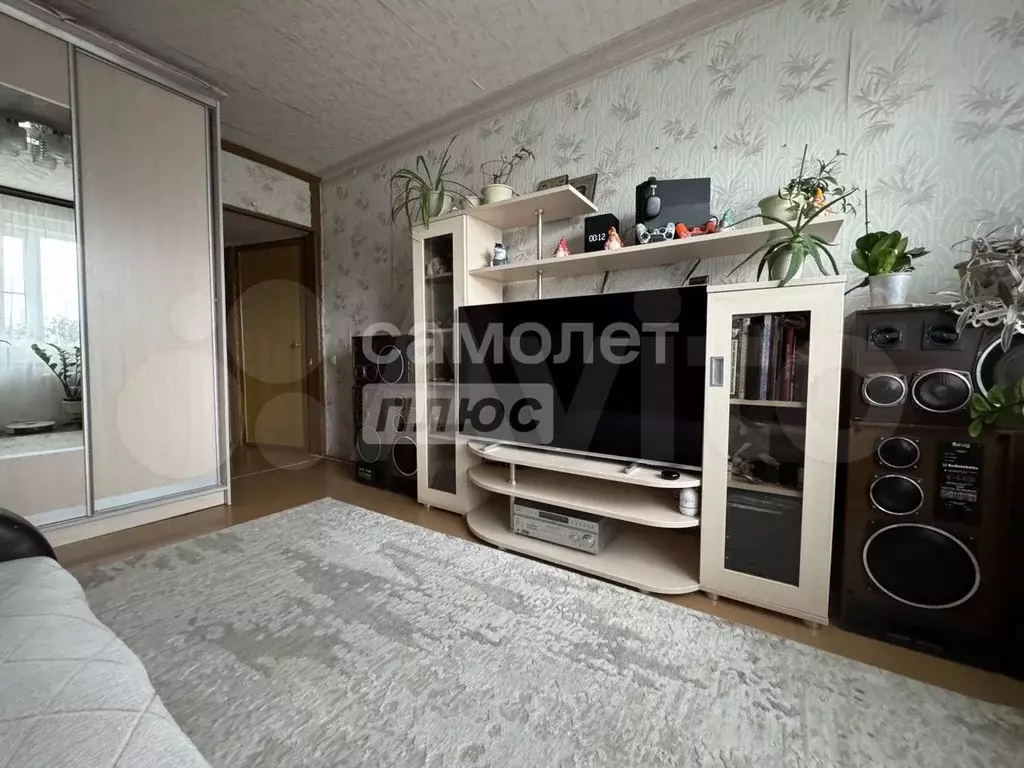 2-к. квартира, 42 м, 5/5 эт. - Фото 1