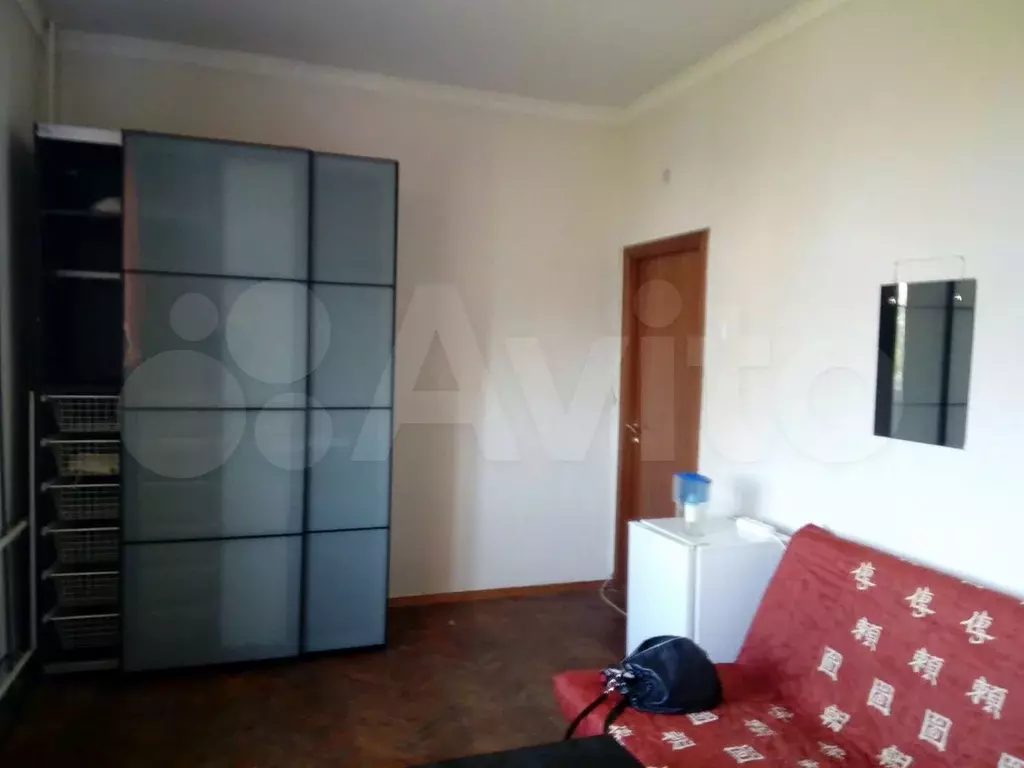 Комната 18,6 м в 3-к., 6/6 эт. - Фото 1