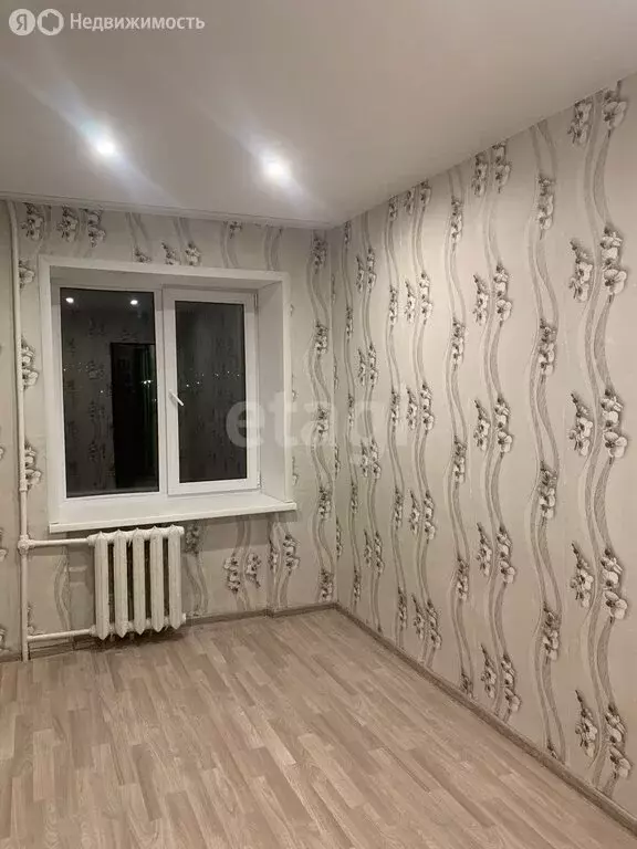 1-комнатная квартира: Ирбит, улица Мамина-Сибиряка, 7 (8.8 м) - Фото 0