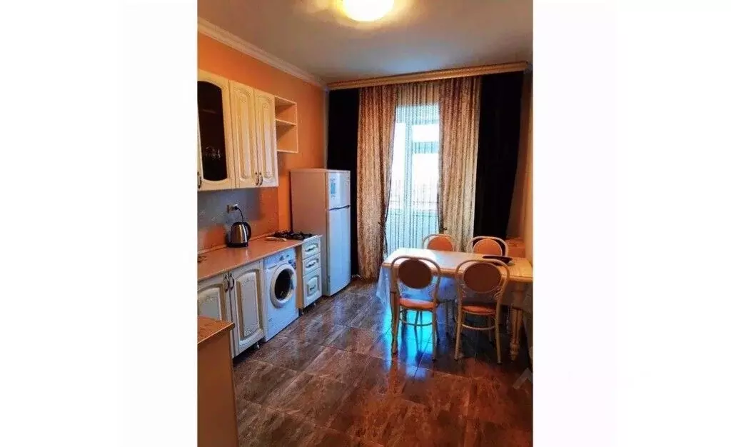 2-к кв. Дагестан, Махачкала ул. Максима Горького, 85Б (75.0 м) - Фото 1