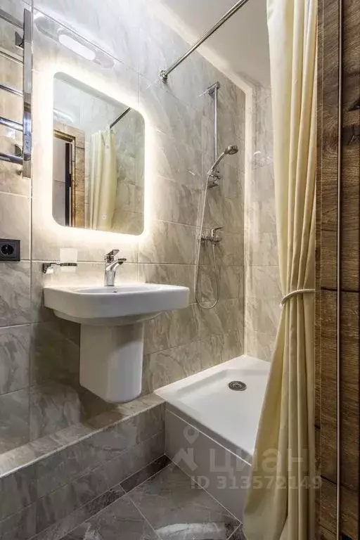 Комната Крым, Феодосия пер. Тамбовский, 1А - Фото 1