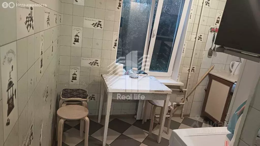 2-комнатная квартира: Домодедово, микрорайон Барыбино, Южная улица, 16 ... - Фото 1