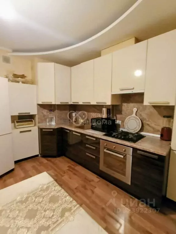 2-к кв. Волгоградская область, Волгоград ул. имени Хорошева, 14А (82.3 ... - Фото 2