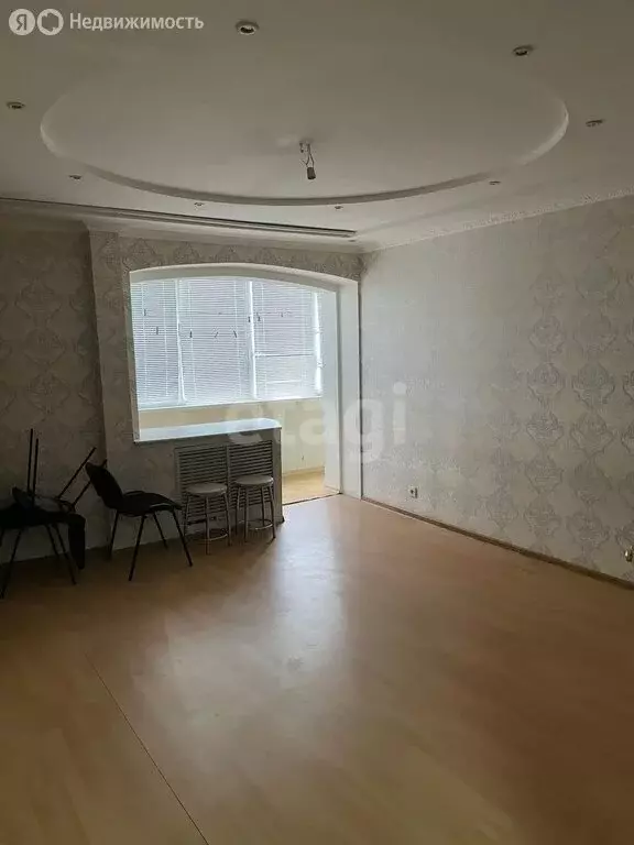 3-комнатная квартира: Ставрополь, улица Доваторцев, 9 (75 м) - Фото 0