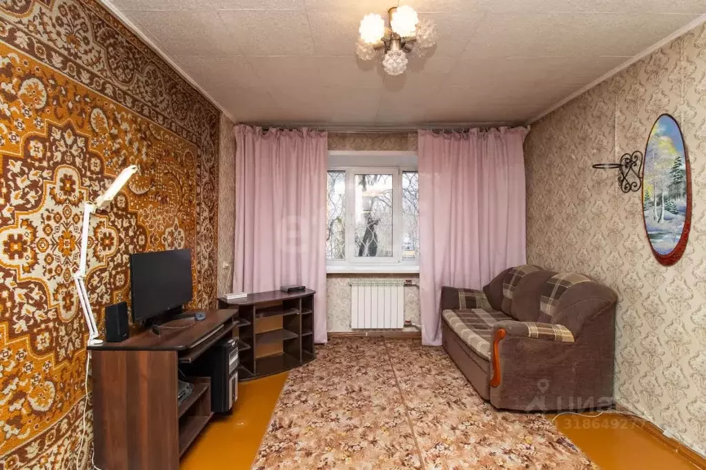 3-к кв. Красноярский край, Красноярск имени газеты Красноярский ... - Фото 0