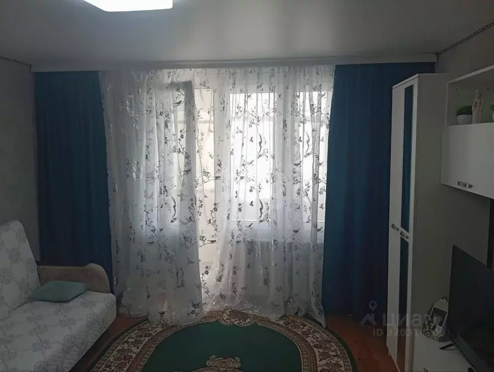 3-к кв. Белгородская область, Губкинский городской округ, с. ... - Фото 1