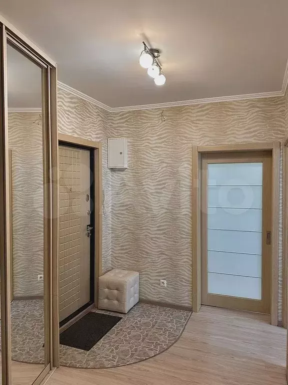 2-к. квартира, 56 м, 9/17 эт. - Фото 1